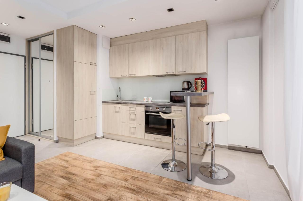 Chill Apartments Wola Center Варшава Екстер'єр фото