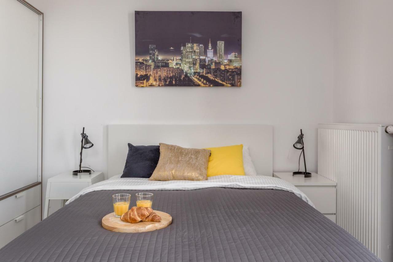 Chill Apartments Wola Center Варшава Екстер'єр фото